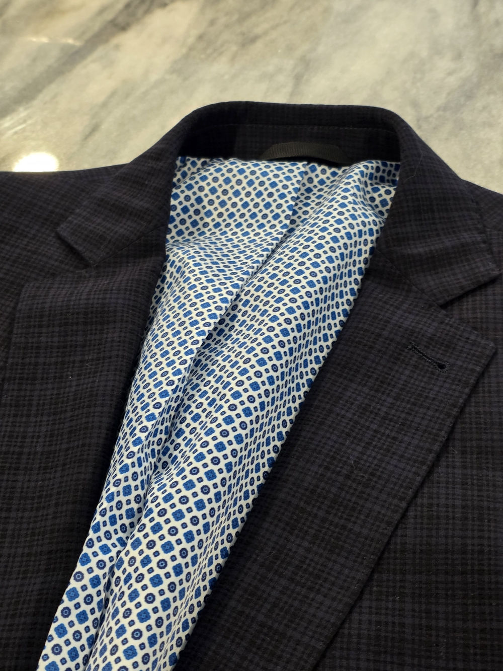 40R Men's Zanetti Blazer Dark Blue & Black Plaid 2 Button Sport Coat (Flawless)
